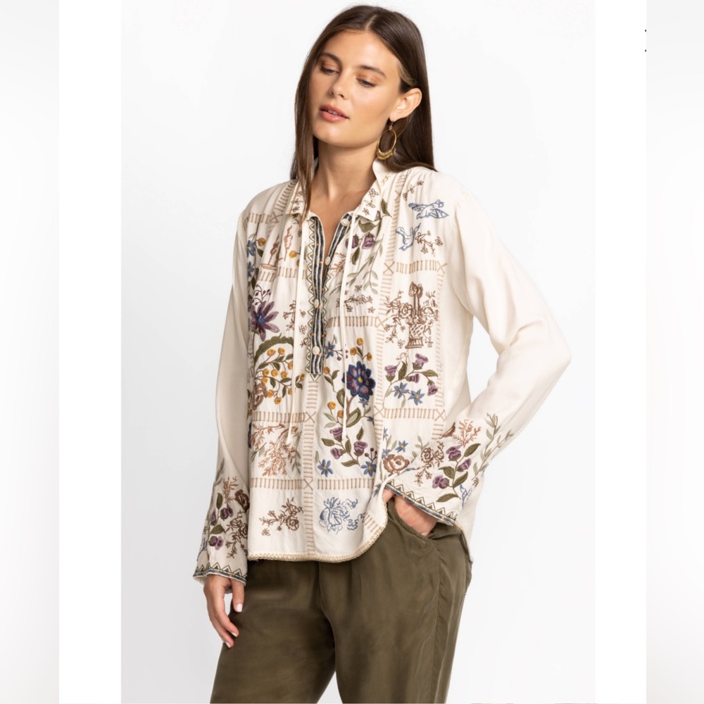 JOHNNY WAS Mabel Floral Embroidered Blouse Top In Shell Size M